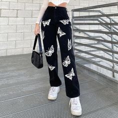 F00011150-103 Contemporary Streetwear, Trendy Jeans, Trendy Aesthetic, Denim Pants Women, Y2k Jeans, Black Streetwear, Printed Jeans, Jeans Women, Butterfly Pattern