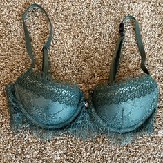 Victorias Secret - Dream Angels - Midnight Jade - 32c - Padded Bra - Lace Backing - Lace Details - Never Been Worn Just Stored In A Bra Drawer Victoria's Secret Green Lace Trim Bra, Bra Drawer, Full Bra, Panties And Bra, Lacy Bras, Dr Visuals, Blue Lace Bra, Victorias Secret Set, Lacy Bra