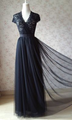 Black Tulle Maxi Skirt For Evening, Black Lace Skirt With Tulle Detail, Black Lace Dresses With Flowy Skirt, Black Tulle Prom Skirt, Black Tulle Skirt For Prom, Flowy Lace Dress With Tulle Skirt, Black Fitted Tulle Maxi Skirt, Lace Dress With Flowy Tulle Skirt, Fitted Black Tulle Maxi Skirt