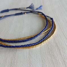 Beachy Earrings, Tiny Bead Bracelet, Beaded Braclets, Circle Bracelet, Gold Armband, Jewelry Minimalist, Gold Bead Bracelets, Stackable Bracelets, Minimalist Bracelet