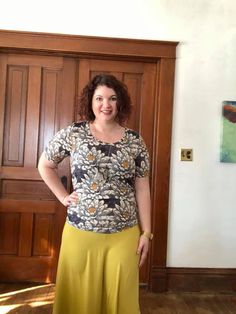 Check out this great look by #LuLaRoeLeanneWehling!  Layer a  #LuLaRoePerfectT over the #LuLaRoeMaxi #skirt for an elegant look.  To shop more of her looks, click on the photo. Elegant Look, The Photo, Stylish Outfits, Maxi Skirt, Skirt, Women's Top