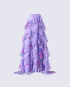 Float through your day in effortless elegance in this purple maxi skirt 💜 Crafted to enchant, this look made from organza fabric and complete with ruffles and a high slit is perfect for adding a touch of whimsy to any occasion🤩 Long Purple Skirt, Purple Skirts, Long Ruffle Skirt, Purple Maxi Skirt, Purple Clothes, Light Grey Leggings, Barbie Summer, Character Clothing, Future Of Fashion