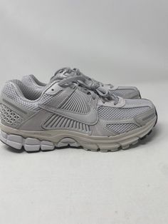 New without box Silver Asics Low-top Running Shoes, Asics Silver Low-top Running Shoes, Gray Low-top Textile Running Shoes, Gray Low-top Nylon Running Shoes, Asics Low-top Synthetic Walking Shoes, Nike Zoom Vomero 5, Zoom Vomero 5, Vomero 5, Air Zoom