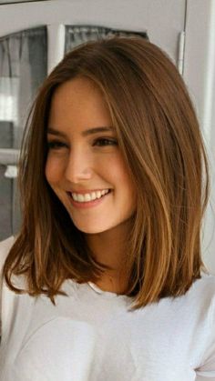 Collar Bone Length Hair Cuts, Collarbone Length Hair, Shoulder Length Straight Hair, Mom Haircuts, Straight Hair Cuts, Shoulder Hair, Shoulder Length Hair Cuts, Haircuts Straight Hair