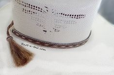 Cowboy hat band, genuine horsehair hat band, Five Strands wide ( 5/8 inch) BOLDLY done in a a natural brown-rich black and off-white Double horse hair tassels, Oh So Stetson perfect, **VERY Distinctive look **OUTSTANDING QUALITY ** STETSON perfect ** LUXURIOUS 100% genuine horsehair ** 5/8 inch wide. You will quickly discover that nothing compares to this extraordinary beauty: This horsehair hat band DEMANDS attention. This beauty is a 5 strands wide. Each strand is about 1/8 inch wide, separate Custom White Handmade Hat Bands, Custom Handmade White Hat Bands, Traditional White Rodeo Hat, Traditional White Hat For Rodeo, Elegant White Hat Bands For Rodeo, Elegant White Hat Band For Rodeo, Custom White Hat Bands For Rodeo, Handmade Western White Hat Band, Handmade White Hat Band For Kentucky Derby