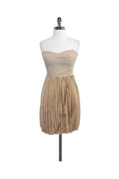 Current Boutique-BCBG Max Azria - Angel Strapless Pleated Skirt Dress Sz 10 Pleated Skirt Dress, Tiered Skirts, Bcbg Max Azria, Max Azria, Short Dresses Casual, Body Dress, Tier Skirt, Skirt Dress, Pleated Skirt