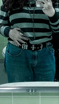 2000s Aesthetic Outfits Grunge, 90s Grunge Aesthetic Outfits Plus Size, Y2k Grunge Plus Size, 90s Grunge Plus Size, Studded Belt Outfit Emo, Plus Grunge Outfits, Emo Plus Size Outfits, Emo Outfits Plus Size, Plus Size Outfits Grunge