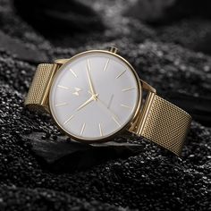 Boulevard Collection — Century Gold Men's Watch | MVMT Classic Watch Women, Classic Jewelry Pieces, Minimalist Watch, Gold Watch Men, Watch For Women, Hand Watch, Classic Watches, Classic Jewelry, Love Letter