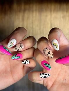 #gelnails #rodeonails #westernnails Joshua Tree Nails, Megan Moroney Nails, Nfr Nails Designs, Pink Western Nails, Nfr Nails, Punchy Nails Designs, Western Nail Designs, Country Acrylic Nails, Cowboy Nails