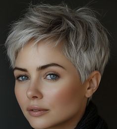 Champagne Blonde Pixie, Trendy Pixie Haircut, Short Haircuts Ideas, Haircut Tips, Trendy Bob, Bob Haircut Ideas