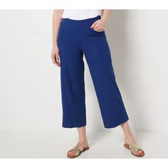 Isaac Mizrahi Live! Woman Pants Crop Wide Leg Buttons Royal Blue 12p A485798 Size: 12p (12 Petite) Color: Royal Blue New Without Tags Fabrication: Woven Features: Encased Elastic At Back Waistband; Scoop Pocket; Ankle Length; Cropped Wide Leg With Button At Side Rise: Slightly Below The Waist Fit: Fitted; Cut To Follow The Lines Of The Body Leg Shape: Wide Leg; Widens Fashionably From Thigh To Leg Opening Inseam: Petite Missy/Plus Inseam 23" Content: 52% Cotton/41% Rayon/7% Spandex Care: Machine Versatile Blue Wide Leg Pants With Pockets, Versatile Non-stretch Blue Bottoms, Versatile Blue Relaxed Fit Wide Leg Pants, Versatile Blue Ankle-length Pants, Versatile Ankle-length Blue Pants, Blue Relaxed Fit Cropped Bottoms, Blue Ankle-length Wide Leg Pants, Non-stretch Blue Cropped Leg Pants, Blue Wide-leg Pull-on Pants