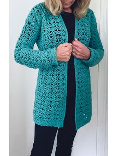 crochet cardigan Crochet Sweater Pattern Women, Vest Patterns, Crochet Free Patterns, Crochet Cardigan Pattern Free, Crochet Cardigan Sweater, Mode Crochet, Crochet Ladies Tops, Patterned Cardigans