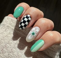 Bright Nail Inspiration, Green Checkerboard Nails, Checkered French Tip Nails, Retro Checkered Nails, Colorful Checkered Nails, Bright Checkered Nails, Fun Summer Nail Designs, Pastel Summer Nails