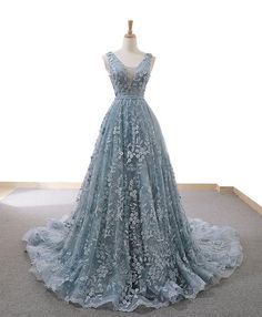 Blue Wedding Dress, Lace Long Prom Dress, Blue Ball Gowns, Prom Dresses Long Lace, Gaun Fashion, Elegant Prom Dresses, Lace Prom Dress, Blue Evening Dresses, Blue Tulle