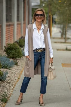 Business Casual Outfits For Women Over 55, Over 50 Fashion Over 50 Classy, 2023 Work Wear, Casual Slacks Women, Country Club Casual Attire Women Summer, Classic Outfits For Women 2023, Styles For Over 60 Women, Casual Chic Over 50, Winter Outfits Over 50 Older Women Casual