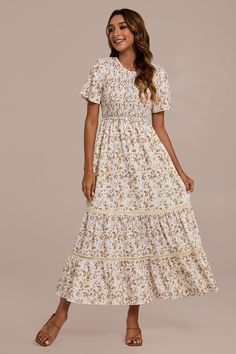 Floral Round Neck Short Sleeve Smocked Tiered Midi Dress Modest Spring Outfits, Holy Girl, Printed Blouses, Spring Outfits Dresses, Apostolic Fashion, Tiered Midi Dress, Modest Fashion Outfits, Dresses For Teens, Modest Dresses