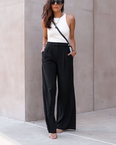 20 Outfit Ideas to Wear This Spring — Lucy's whims Lucy Whims, Wide Trousers Outfit, Black Wide Leg Trousers Outfit, Black Trouser Outfit, Black Wide Leg Pants Outfit, Trousers Outfit Casual, Lucy Hernandez, Black Trousers Outfit, Wide Leg Trousers Outfit