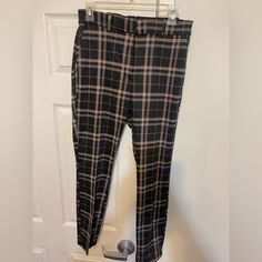 Nwt Size 10 Ankle Length Regular Waist Trendy Workwear Pants By H&m, Trendy Workwear Pants From H&m, Chic Fall Pants By H&m, Chic H&m Pants For Fall, Trendy Fitted Pants By H&m, Trendy Fitted H&m Pants, H&m Brown Bottoms For Fall, H&m Fitted Bottoms For Business Casual, H&m Trousers