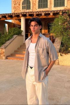 Vacation Outfits Men, Jacob Rott, Beach Outfit Men, Cute Beach Outfits, Europe Travel Outfits, Beach Party Outfits, Beachy Outfits, Summer Holiday Outfits