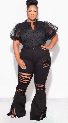 Polyester %: 100 Model is wearing 1x Plus Size Clothing Stores, Curvy Fashionista, Clothing Stores, Curvy Girl Fashion, Polka Dot Dress, Plus Size Clothing, Polka Dot Top, Summer Sale, Black Denim