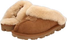 Bearpaw Slippers, Ugg Coquette Slippers, Coquette Black, Ugg Coquette, Slippers Outfit, Dr Shoes, Slide Slippers, Suede Slippers, Ugg Slippers