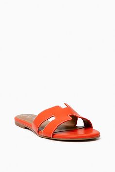 French Sole | Leather Alibi Sandals | French Sole Hermes Slides, Summer Slide, Spring Clothes, Beautiful Sandals, Hermes Shoes, Summer Flats, Comfy Chic, Cute Sandals, Ladies Shoes