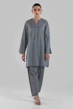 Sana Safinaz SS24ESE246P2T Monochrome Collection 2024 Casual Long-sleeved Lawn Suit For Work, Casual Long Sleeve Lawn Suit For Work, Spring Formal Printed Lawn Suit, Elegant Patterned Sets For Eid, Elegant Patterned Sets With Printed Motifs, Elegant Printed Formal Sets, Summer Patterned Workwear Sets, Patterned Cotton Sets For Workwear, Elegant Patterned Spring Sets