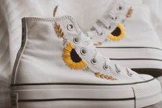 Converse Sunflower, Converse Pattern, Platform High Top Converse, Shoe Embroidery, Converse Embroidery, Cute Converse Shoes, Color Converse, Bridal Sneakers, Embroidered Converse