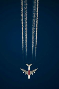 Iphone Wallpaper Airplane, Airbus A380 Emirates, Emirates Airline Cabin Crew, Emirates Airbus, Emirates A380, Emirates Cabin Crew, Commercial Plane