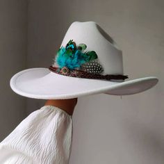 Feather Trimmed 9CM Wide Brim Western Hats Woodland Gatherer Australia Decorated Sun Hats, Beach Felt Cap, White Fedora Hat For Rodeo, Western White Cap Hat, White Cap For Rodeo, Beach Cap Felt Hat, White Country Style Hat With Flat Brim, Beach Cap Felt Hat One Size Fits Most, Beach-style Felt Cap One Size Fits Most