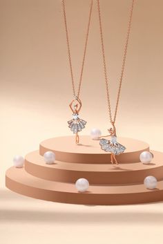 Crafted in 4.99 grams of 14K Rose Gold, the necklace contains 21 Stones of Round Natural Diamonds with a total of 0.18 carat in G-H Color and VS-SI Clarity. Raw Sketches, Dainty Fine Jewelry, Contemporary Fine Jewelry, Bvlgari Jewelry, Jewelry Drawing, Rose Necklace, Ballet Dancer, Fine Jewellery Necklace, Rose Gold Color