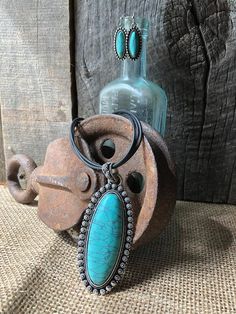 Colors of the West Oval Navajo Style Leather Necklace Set - Navajo Turquoise Style Stone - 3 Strand Leather Necklace - Burnished Silver and Turquoise Color - 18"+3" Extension - Earring 1" w/Fish Hook