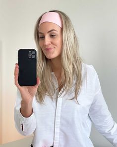 Maintain a natural look with the 100% linen headband in pink colour. The linen fabric, a natural fibre, is breathable and highly absorbent, making it an ideal choice for a comfortable and chic headband.🤍🌱 Crafted in our atelier in the Netherlands, this headband is designed for a loose fit, available in 3 different sizes. 🤍 The headband is made of 100% linen  🤍 Choose between size s,m,l (please have a look at the size chart at the featured images) 🤍 Super soft and stretchy, made to fit any s Cheap Casual Pink Headband, Casual Sweatband Headband, One Size, Linen Headband, Casual Headband Sweatband, One Size, Affordable Pink Elastic Headband, Pink Cotton Headband, Headband Crafts, Chic Headband, Pink Headband