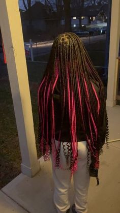 Knotless Braids With Hidden Color, Knowles’s Peekaboo Braids, Medium Peekaboo Knotless Braids With Curls, Knotless With Curls And Color, Knotless Braids With Curly Ends Peekaboo, Peekaboo Bohemian Braids, Peak A Boo Hair Color Braids, Peek A Boo Box Braids With Curls, Peek A Boo Knotless Braids