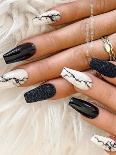 Nails Black And Gold Glitter, Black And Silver Glitter Nails, Black And Gold Glitter Nails, Glitter Nails Black, Nails Black And Gold, Coffin Art, Black Marble Nails, Marble Acrylic Nails, Coffin Design