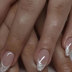 13 Cute Beach Nails Ideas to Try in 2024 Oyster Tip Nails, Gel X Bridal Nails, White Pearl French Tip Nails, Frosty Pearl Nails, Almond Pearl French Tip Nails, Oyster French Tip Nails, Swirly Pearl Nails, Oyster Pearl Nails, Banquet Nails Ideas