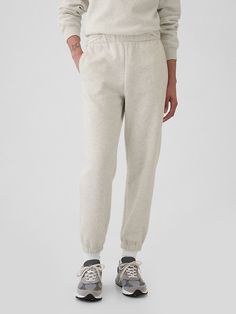 Gap Cotton Sweats With Relaxed Fit, Gap Cotton Everyday Pants, Everyday Cotton Pants By Gap, Everyday Cotton Gap Pants, Gap Athleisure Sweatpants With Pockets, Gap Athleisure Pants With Pockets, Athleisure Gap Pants With Pockets, Gap Cotton Sweatpants With Relaxed Fit, Gap Relaxed Fit Cotton Sweatpants