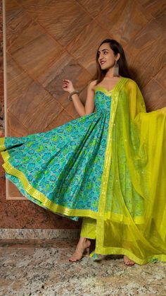 PRODUCT DESCRIPTION: Anarkali : Cotton Pant: Cotton Dupatta: Organza Color: GREEN PRINTED No. Of Components : Set of 3 Wash Care : Dry Clean Work: Gotta lace work Customization : Only Size and Length Of Product SKU#: 11403223GR Disclaimer: All our pieces are handcrafted in our manufacturing unit .We Ensure that our pieces are shot professionally under controlled lighting. Colours tend to be perceived differently depending on factors such as shot angles, lighting, background tones and colour temp Chudhidhar Pattern, Printed Anarkali Suits, Blouses Pattern, Shadi Dress, Lengha Blouse Designs, Maharani Designer Boutique, Lehenga Saree Design, Printed Anarkali, Cotton Anarkali