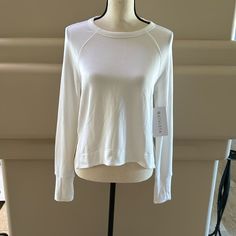 Athleta Coaster Luxe Recover High Hip Sweatshirt In White. Size Xxs. Breathable And Soft. Have In Black Also. This Looks Fantastic With High Waist Leggings Or Jeans. Basic Athletic Fit Crew Neck Top, Basic Crew Neck Top With Athletic Fit, Sporty Stretch Tops For Loungewear, Sporty Go-dry Tops For Fall, Sporty Moisture-wicking Tops For Fall, Sporty White Sweatshirt For Everyday, Sporty Quick-dry Tops For Fall, Everyday Sportswear Crew Neck Tops, Sportswear Moisture-wicking Tops For Everyday