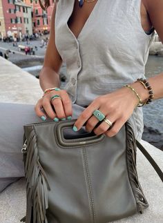 Fashion Bags, Ootd, Lifestyle, Pins