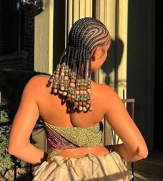 Blond Braids With Beads, Braids Bob With Beads, Cornrow Bob, Beaded Cornrows, Braids Fulani, Elegant Braids, Unique Braided Hairstyles, Hair Braid Beads