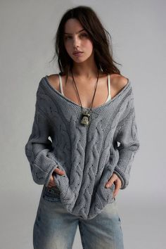 BDG Skylar Oversized Cable Knit Sweater Oversized Cable Knit Sweater, Urban Outfitters Clothes, Fitted Tunic, Cable Knit Sweater, Knitted Pullover Sweaters, Fashion Killa, Knitted Pullover, Cable Knit, Fashion Inspo Outfits