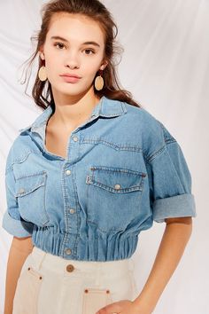 Urban Outfitters Renewal Recycled Cropped Elastic Denim Shirt - L Crop Denim Shirt, Denim Shirt Upcycle, Long Denim Skirt Outfit, Denim Top Women, Denim Skirt Outfits, Urban Outfitters Clothes, Urban Renewal, Denim Trends