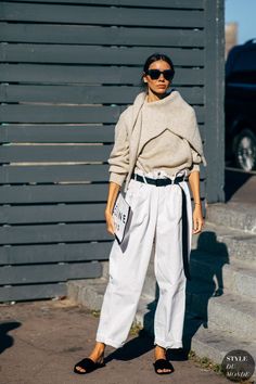 Julia Pelipas, Minimal Street Style, Beige Outfit, Street Fashion Photography, Layering Outfits