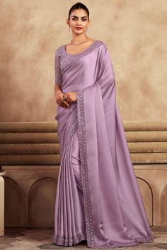 Casual Sarees Simple, Simple Fancy Sarees, Lavender Silk Saree, Saree For Engagement, Satin Silk Saree, Krishna Hd, Saree Bollywood, Sequin Saree