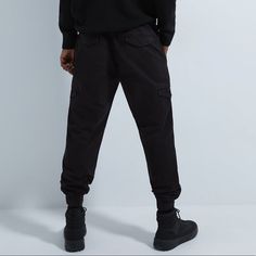 Size Medium Jogger Cargo Pants With Cuffed Hems. Available In Two Colors: Olive And Black *Max Screen Brightness To See Details Casual Zara Cargo Pants With Side Pockets, Zara Cotton Cargo Pants With Side Pockets, Streetwear Cargo Style Tapered Leg Bottoms, Tapered Leg Cargo Style Bottoms For Streetwear, Zara Casual Pants With Tapered Leg, Zara Casual Tapered Leg Pants, Casual Tapered Leg Pants By Zara, Black Cotton Cargo Joggers, Black Cotton Joggers With Multiple Pockets