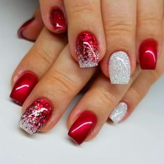 Red Christmas Nails, Christmas Gel, Glitter Gel Nails, Pretty Nail Art Designs, Short Acrylic Nails Designs, Nail Designs Glitter, Dipped Nails