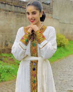 Oromo Dress, Ethiopian Fashion, Eritrean Dress, Beautiful Ethiopian, Habesha Dress, Ethiopian Traditional Dress, Ethiopian Dress, Habesha Kemis, Wedding Dress Chiffon