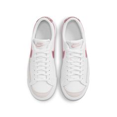 Nike Blazer Low '77 (GS) DA4074-105 White Sneakers For School In Spring, White Sneakers For Spring School Season, White Spring Sneakers For School, Classic White Sneakers For School, Nike Blazer Low 77, Nike Blazer Low, Blazer Low, Nike Blazer, Stylish Sneakers