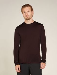 Merino Blend 125 Cool-Lite™ Sphere Long Sleeve T-Shirt Go-dry Crew Neck Tops For Fall, Solid Midweight Crew Neck Tops, Midweight Crew Neck Top, Moisture-wicking Midweight Tops For Fall, Technical Midweight Crew Neck Top, Midweight Technical Crew Neck Top, Technical Relaxed Fit Crew Neck Top, Crew Neck Tops For Fall, Natural Clothing